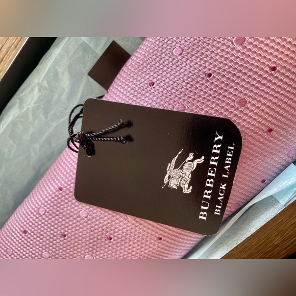 Burberry Necktie NWT - Picture 4 of 6